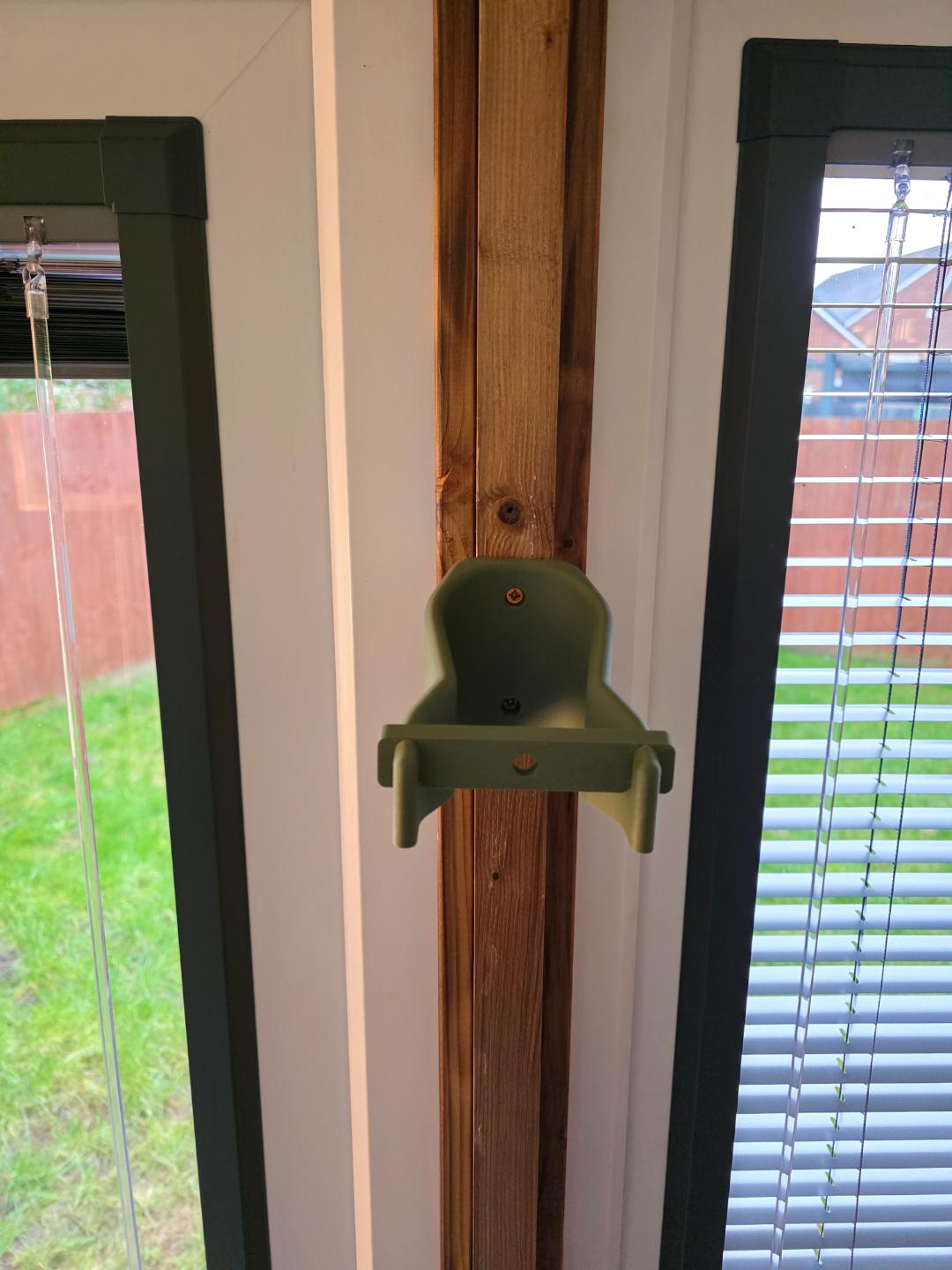 Vertical wall mount for mountain bike